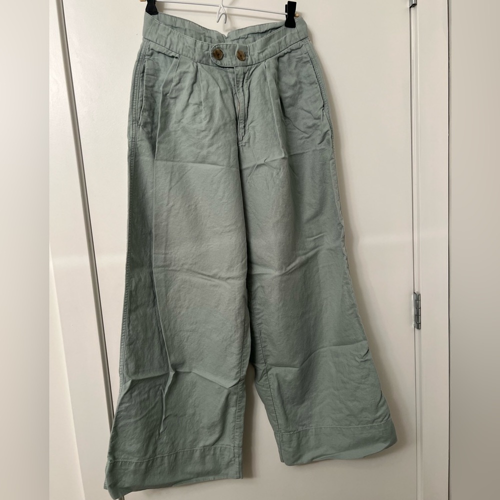 GAP Sage Green High‑Waisted Wide‑Leg Pants – Size 6